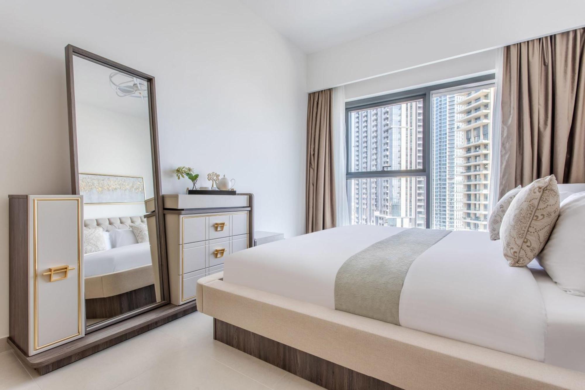 Frank Porter - Burj Royale Appartement *
